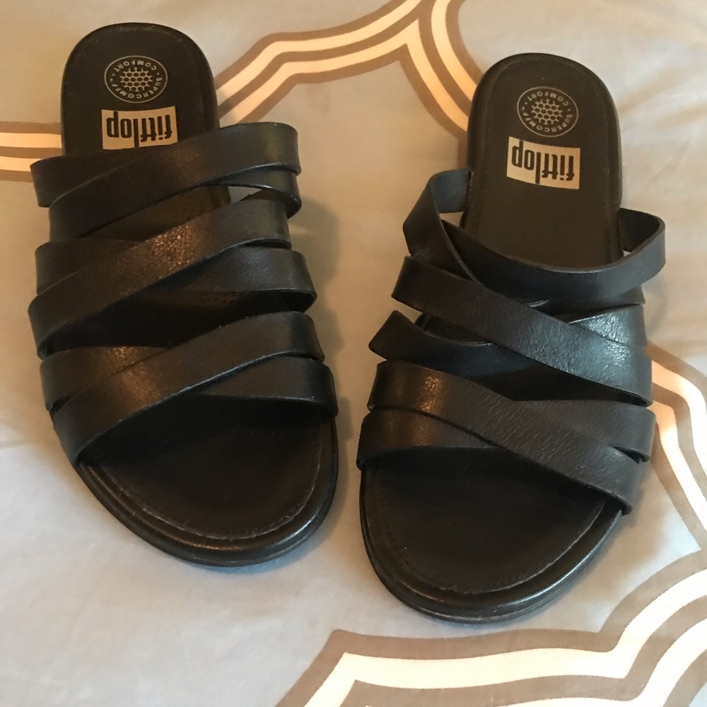 Fit Flop Sandals!  like new size 7